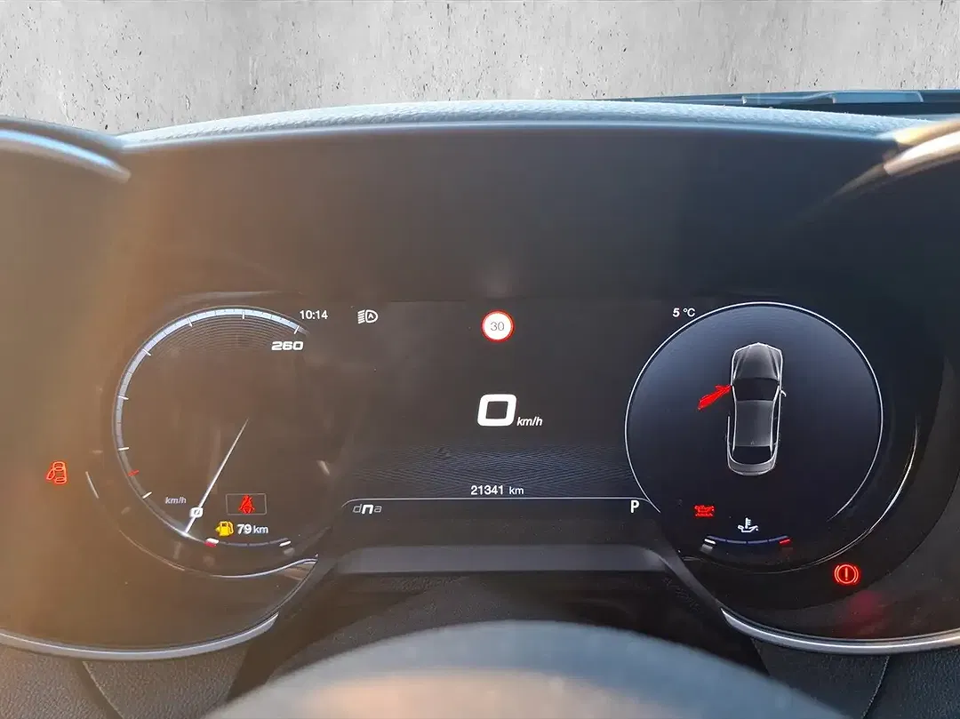 Alfa Romeo Giulia - Thumbnail 11