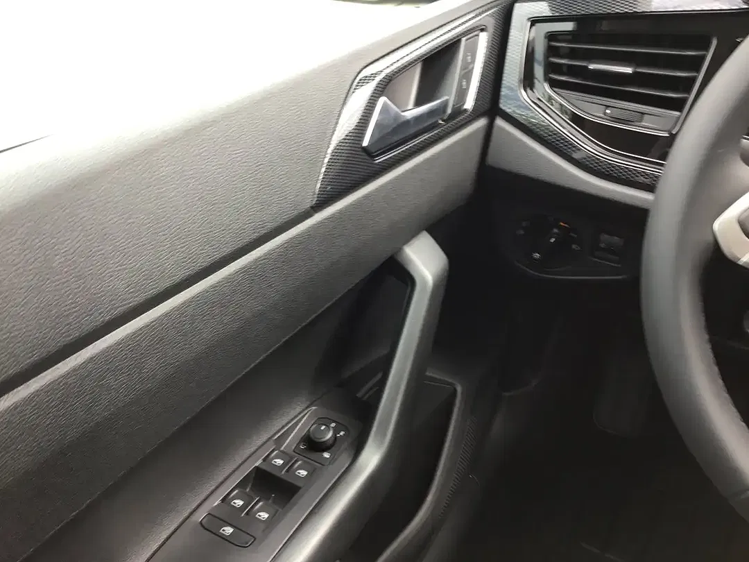 Volkswagen Polo - Thumbnail 15