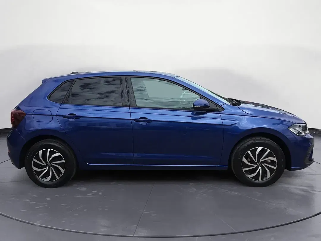 Volkswagen Polo - Thumbnail 5