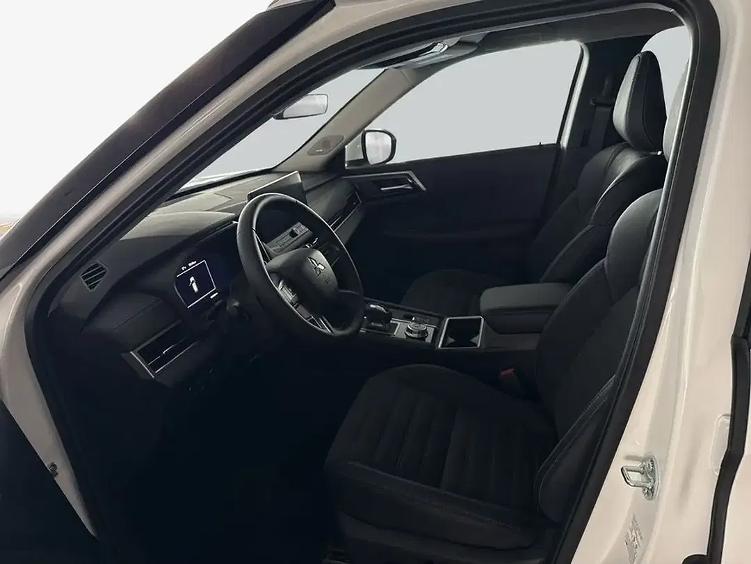 Mitsubishi Outlander - Thumbnail 10