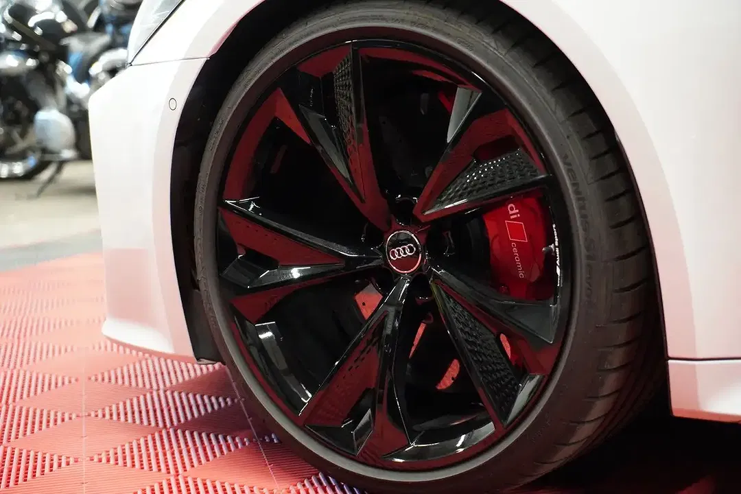 Audi RS7 - Thumbnail 12