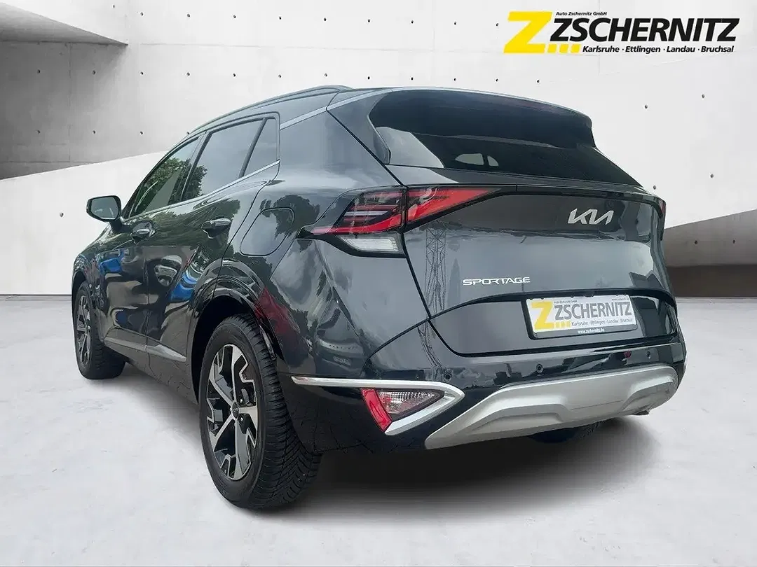 Kia Sportage - Thumbnail 2