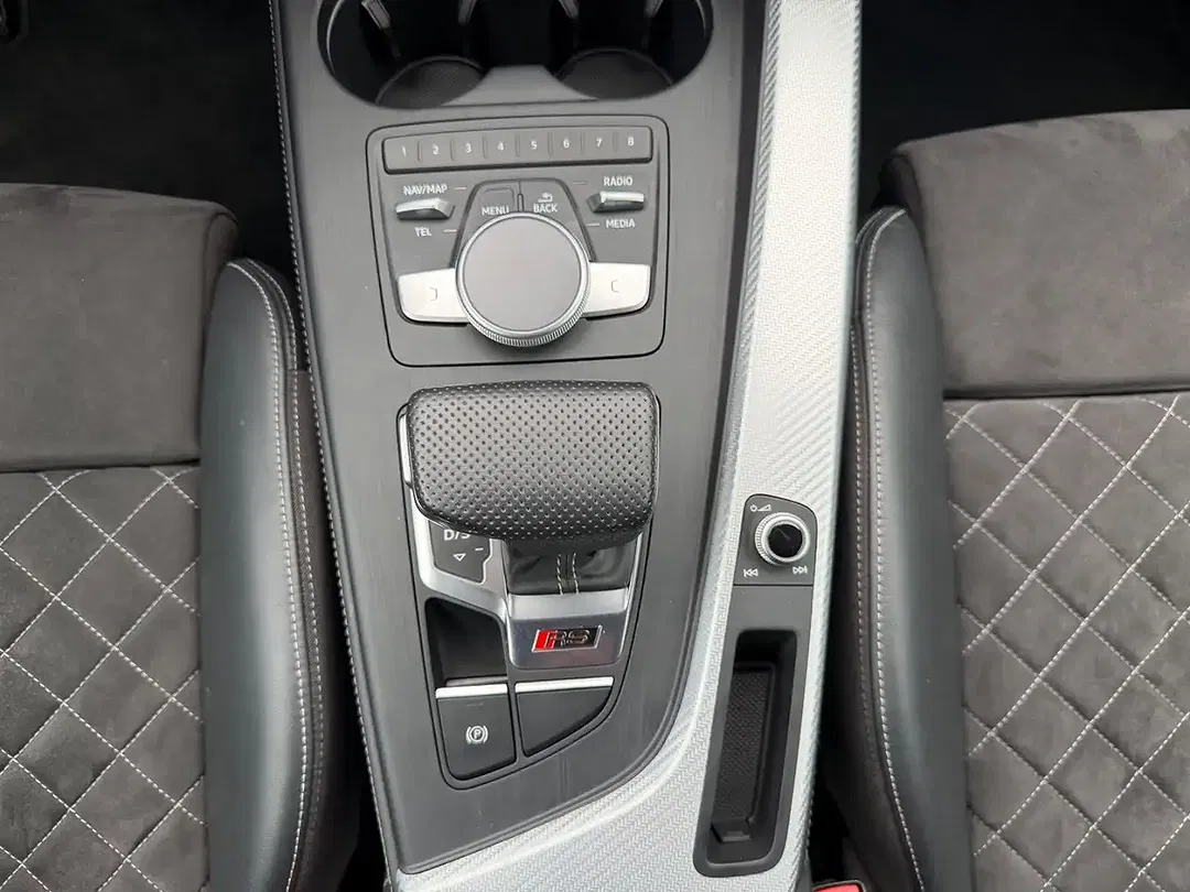 Audi RS5 - Thumbnail 26