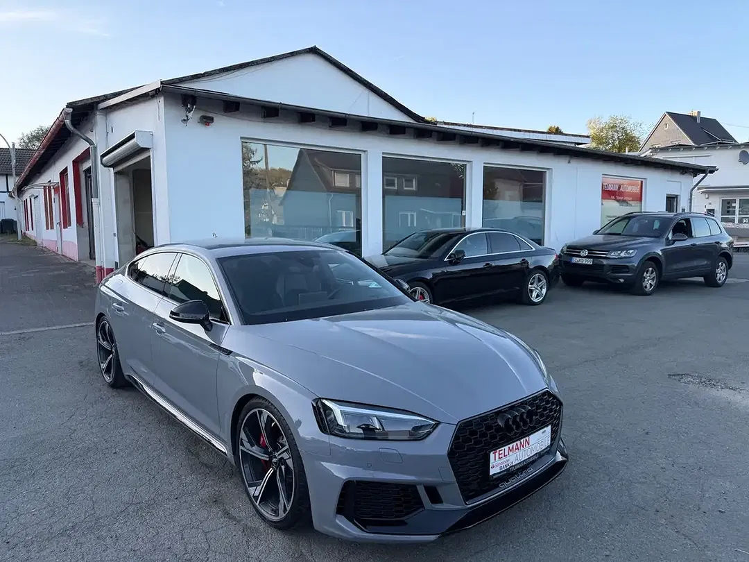 Audi RS5 - Thumbnail 4