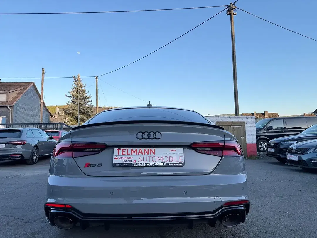 Audi RS5 - Thumbnail 6