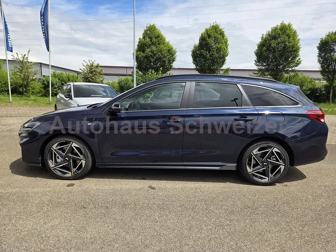Hyundai i30 - Thumbnail 3