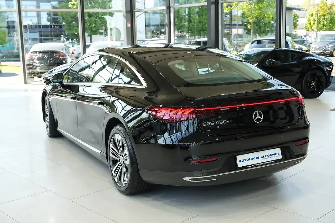 Mercedes-Benz EQS - Thumbnail 3