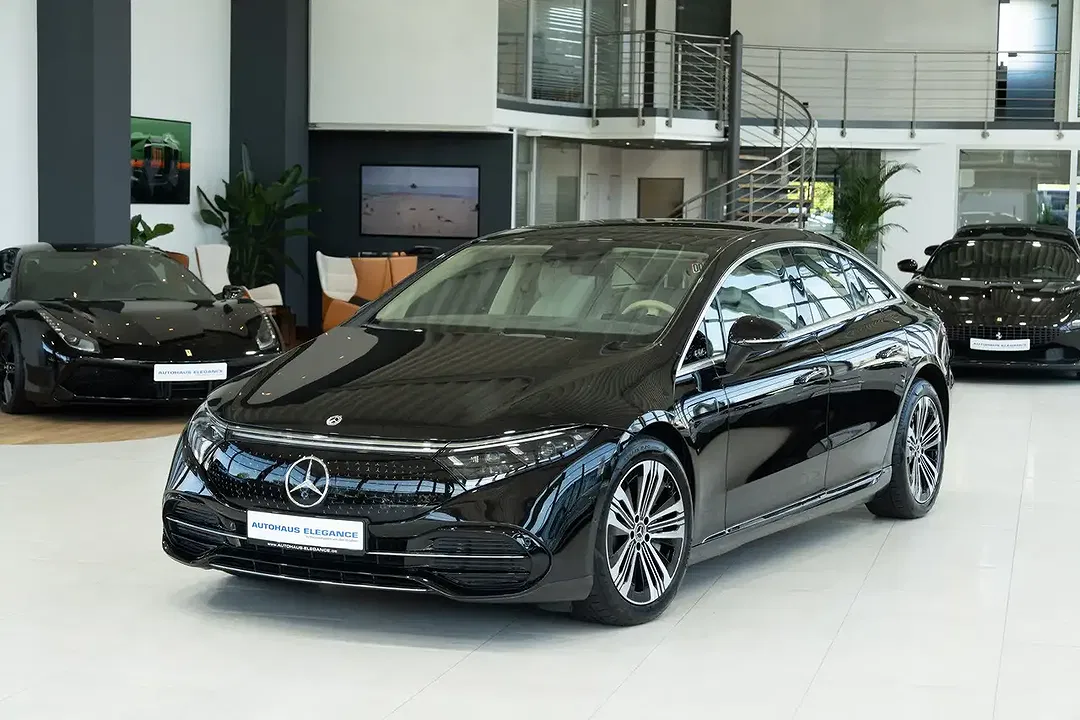 Mercedes-Benz EQS - Thumbnail 7