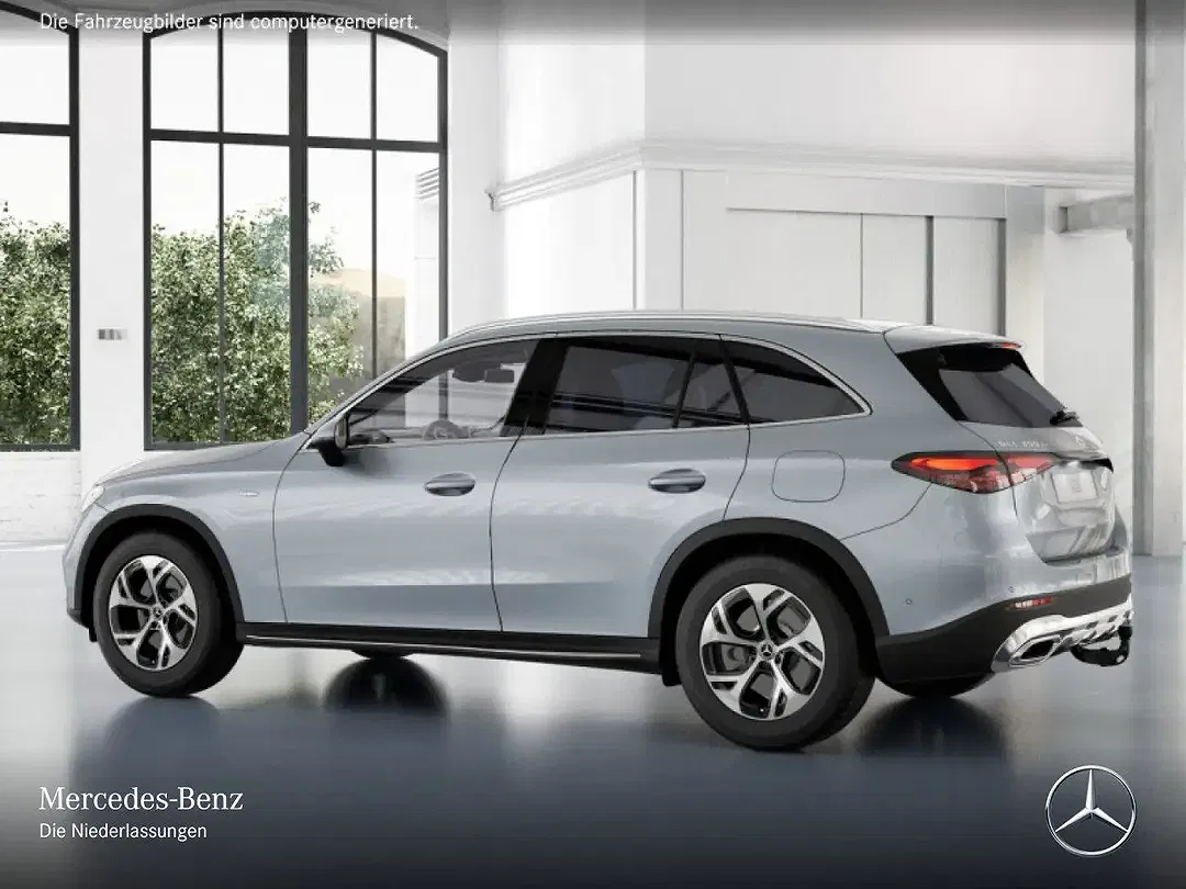 Mercedes-Benz GLC 300 - Thumbnail 14