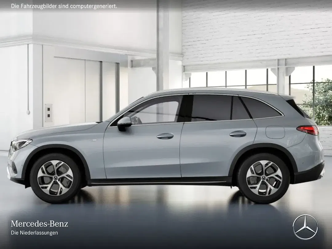 Mercedes-Benz GLC 300 - Thumbnail 5