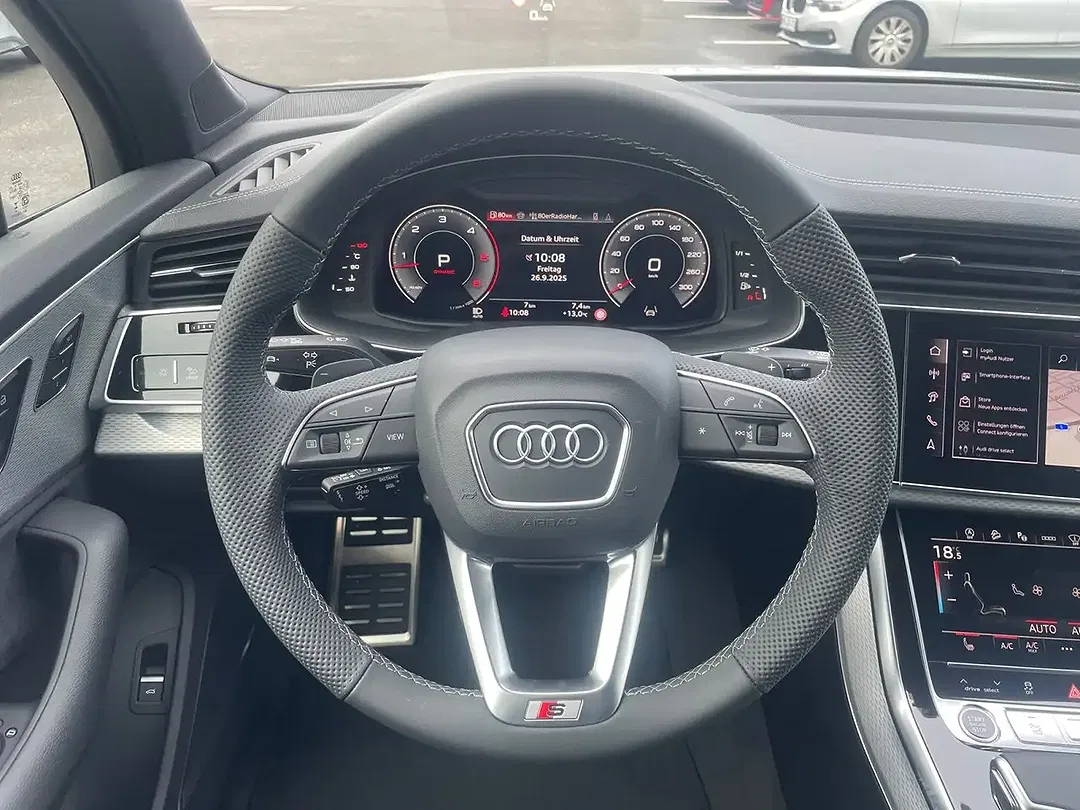 Audi Q7 - Thumbnail 13