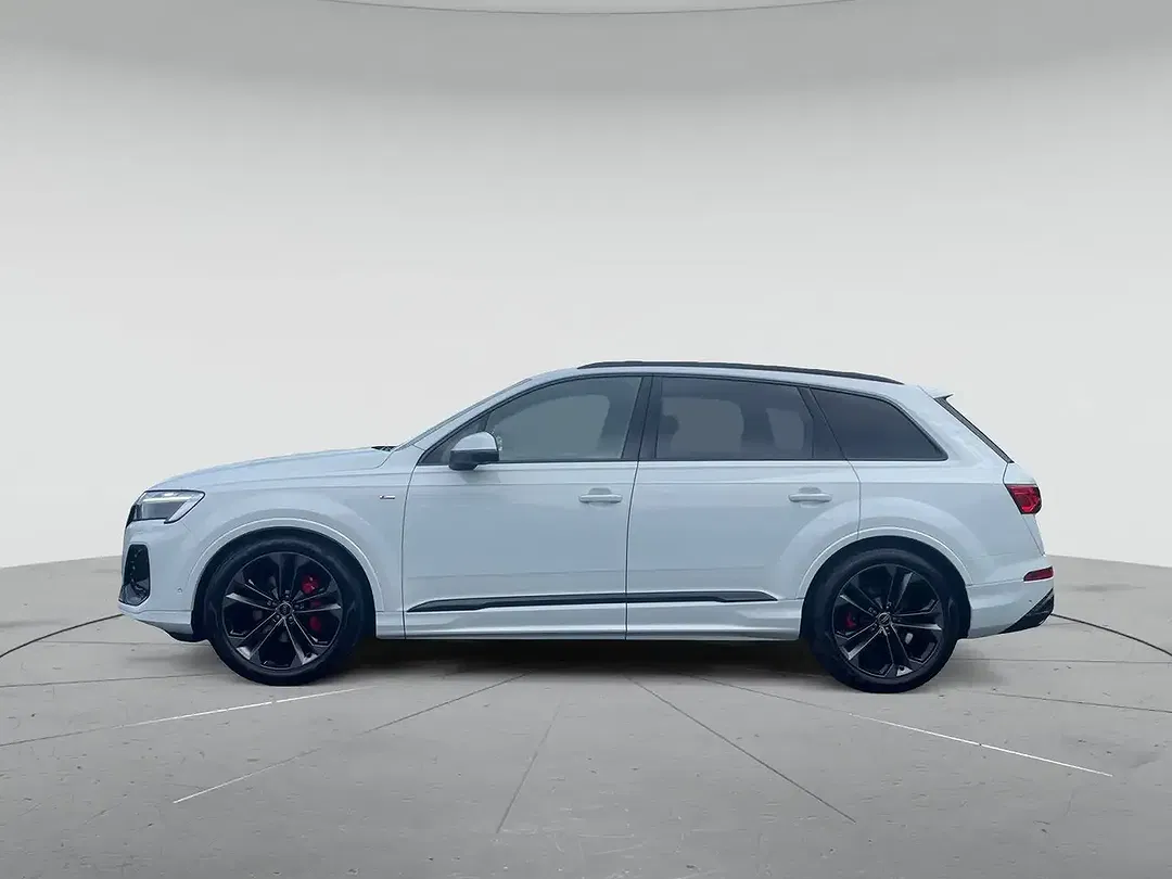 Audi Q7 - Thumbnail 4