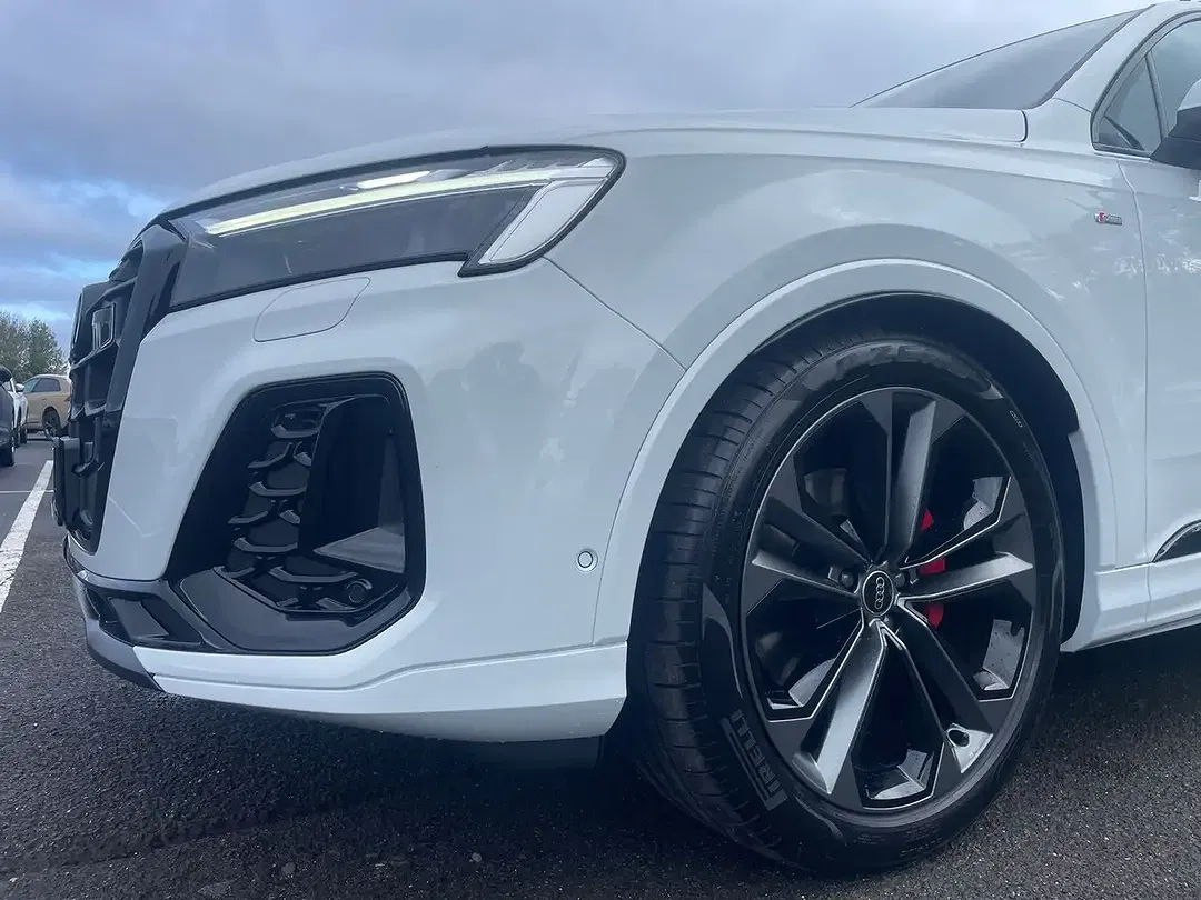 Audi Q7 - Thumbnail 7