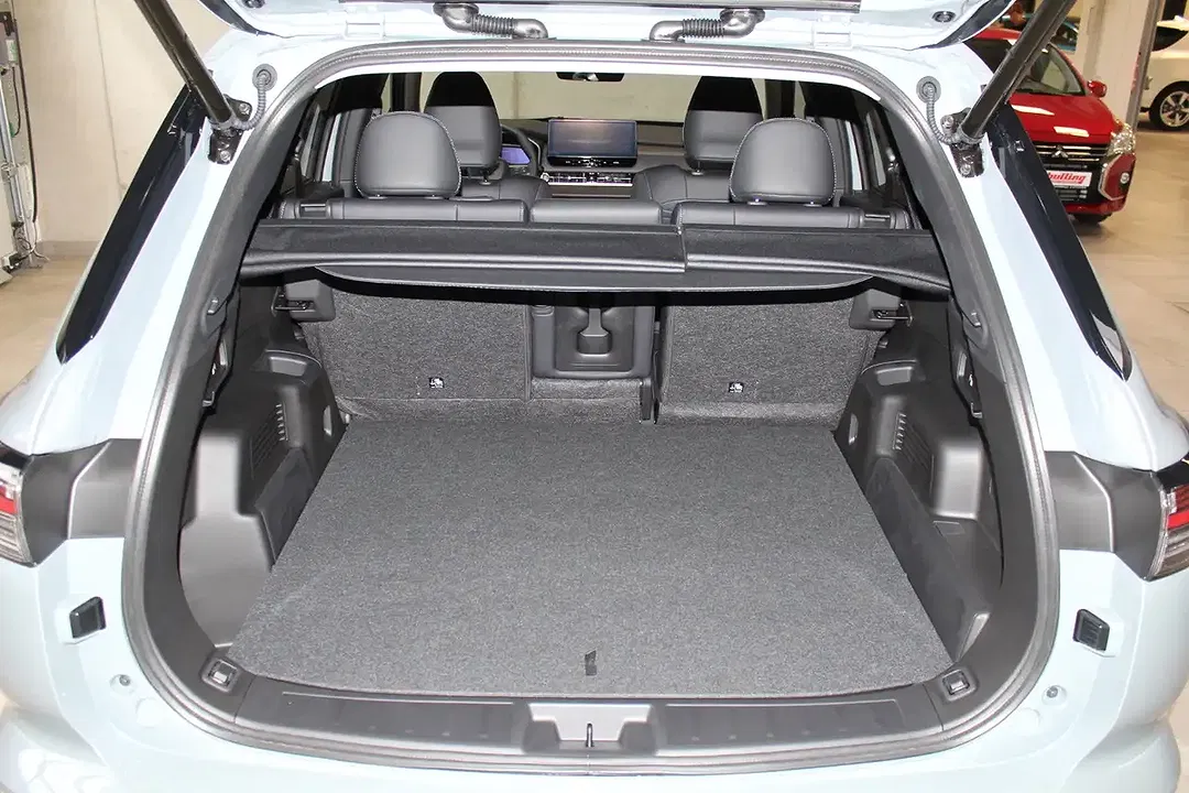 Mitsubishi Outlander - Thumbnail 11