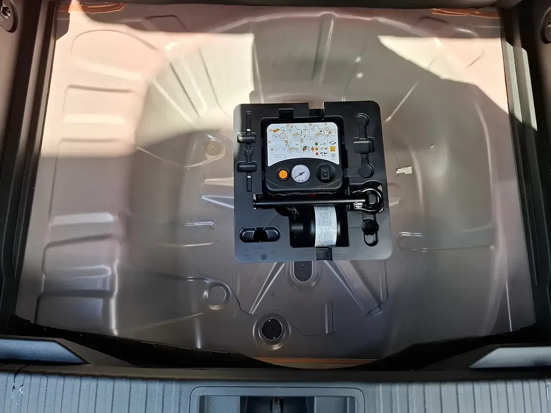 Renault Captur - Thumbnail 13