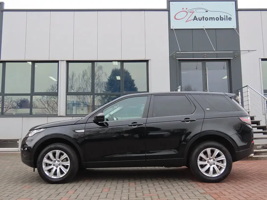Land Rover Discovery - Thumbnail 12