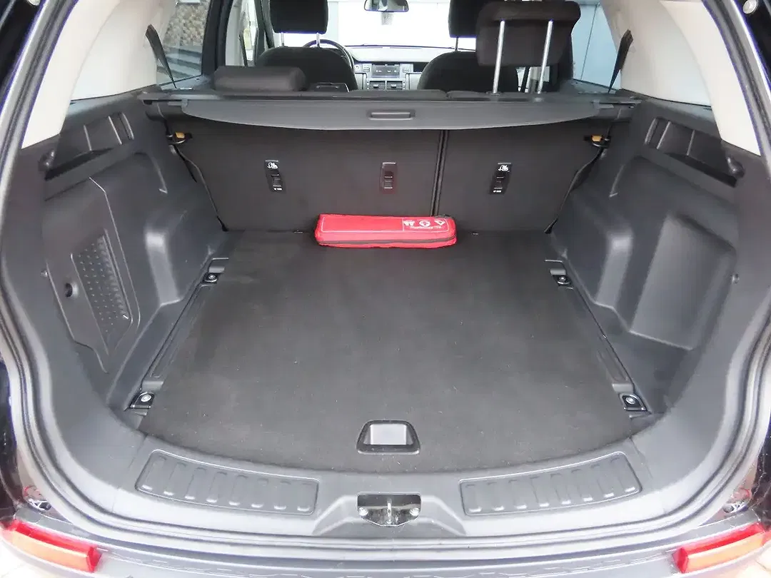 Land Rover Discovery - Thumbnail 9