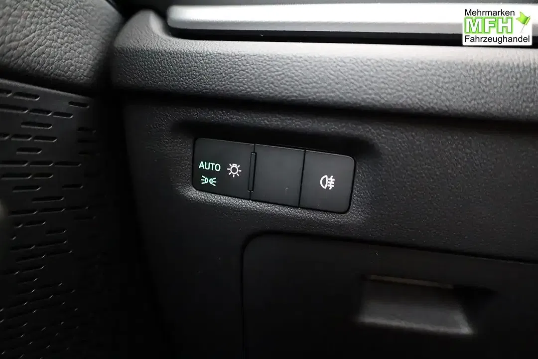 Skoda Octavia - Thumbnail 8
