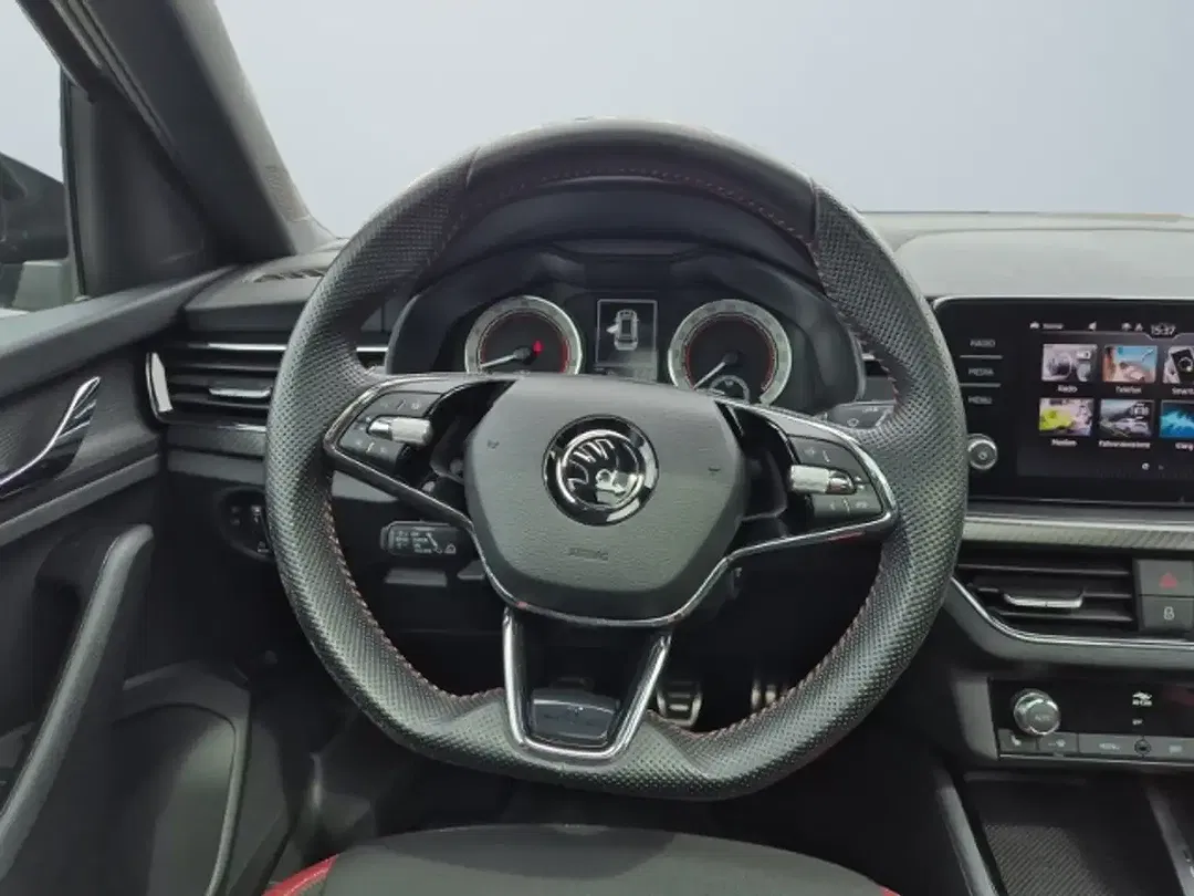 Skoda Kamiq - Thumbnail 11
