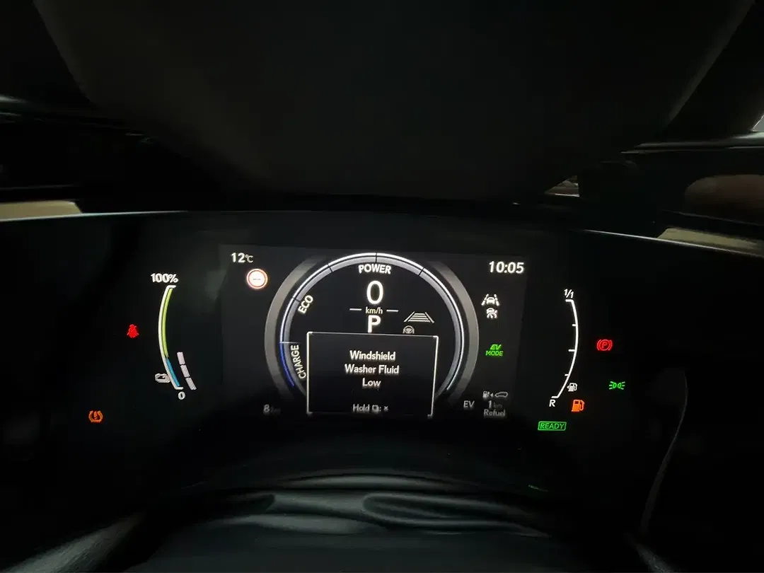 Lexus NX 450h+ - Thumbnail 11