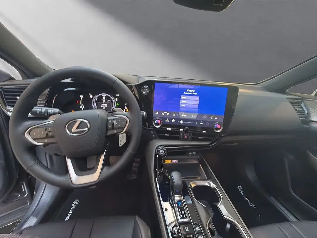 Lexus NX 450h+ - Thumbnail 12