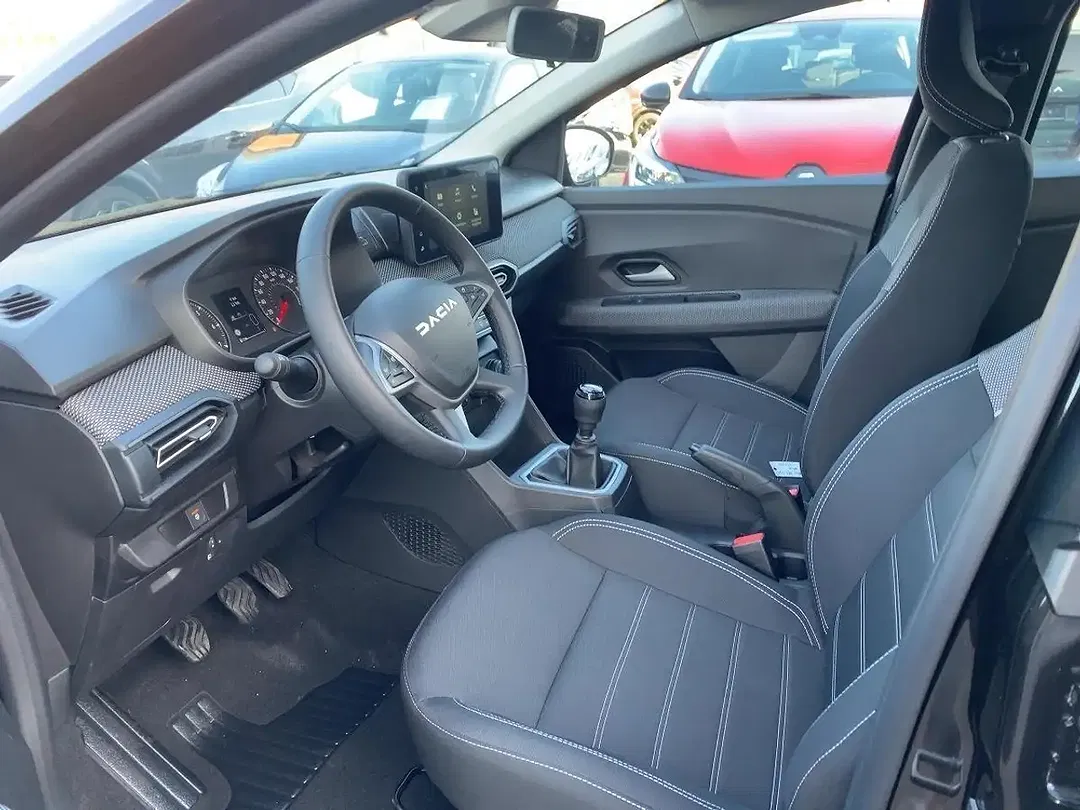 Dacia Sandero - Thumbnail 11