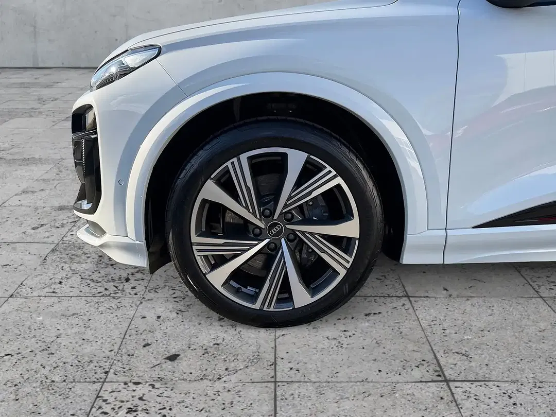 Audi SQ6 e-tron - Thumbnail 7