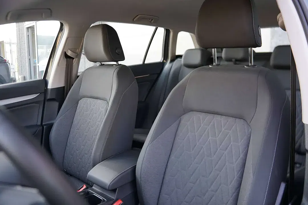 Volkswagen Golf Variant - Thumbnail 4