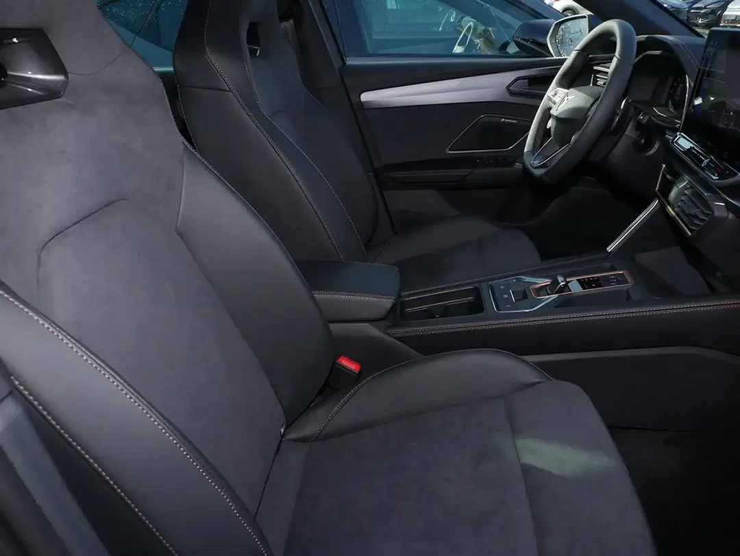 CUPRA Leon - Thumbnail 8