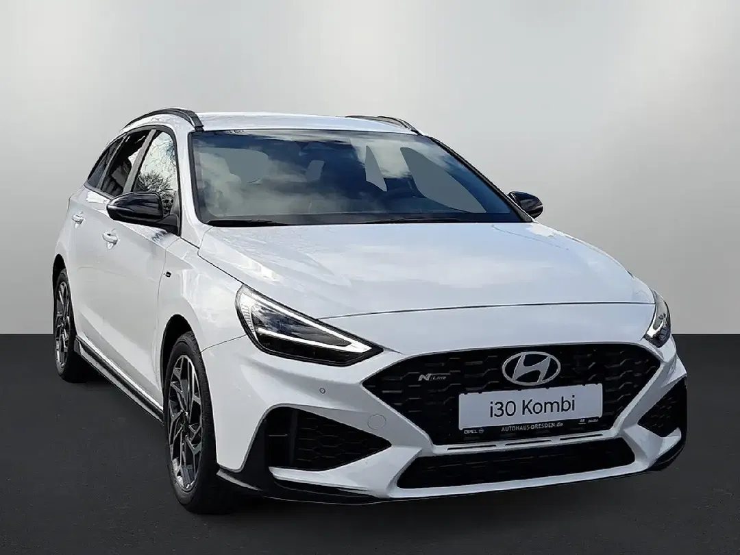 Hyundai i30 - Thumbnail 1
