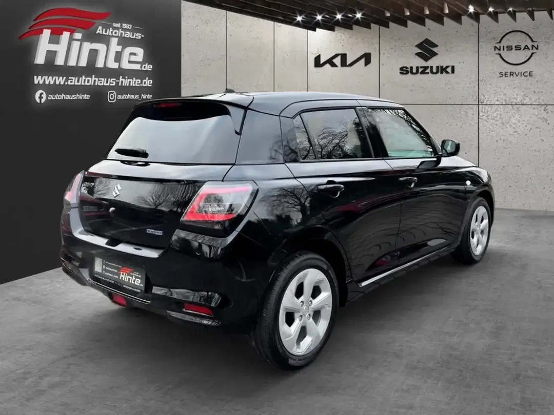 Suzuki Swift - Thumbnail 6