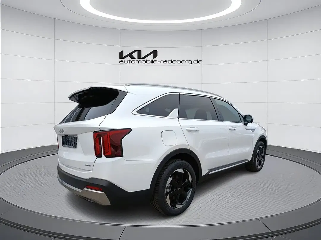 Kia Sorento - Thumbnail 3