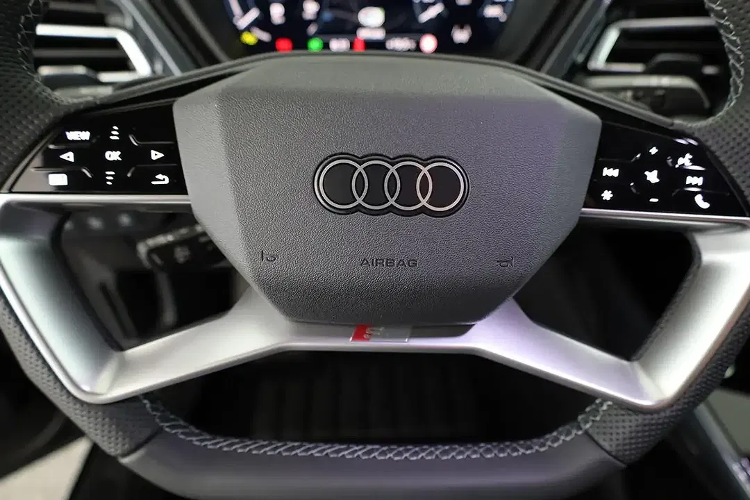 Audi Q4 e-tron - Thumbnail 9