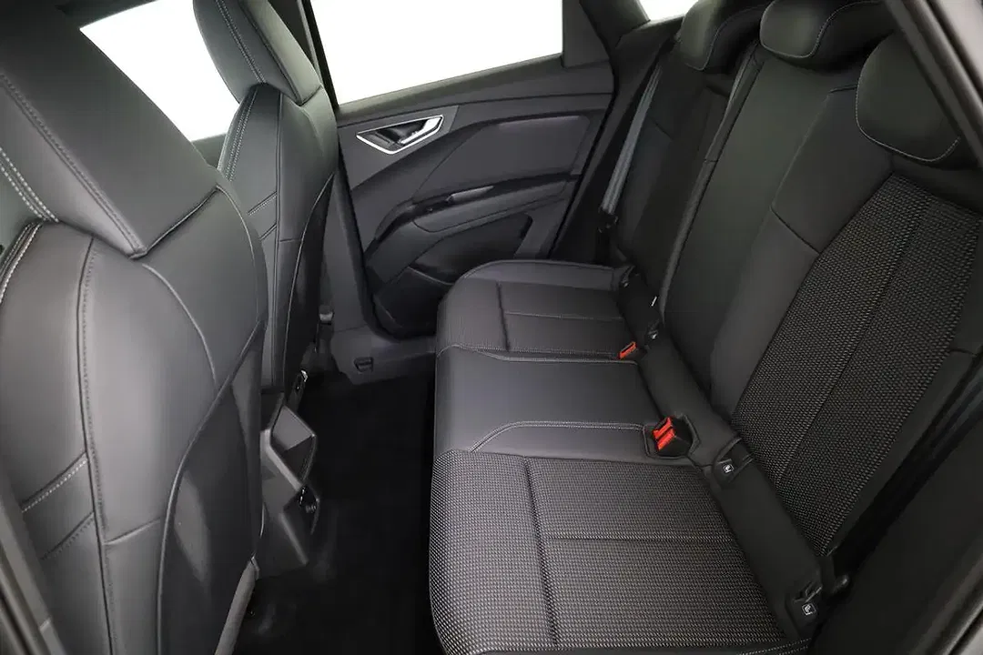 Audi Q4 e-tron - Thumbnail 14