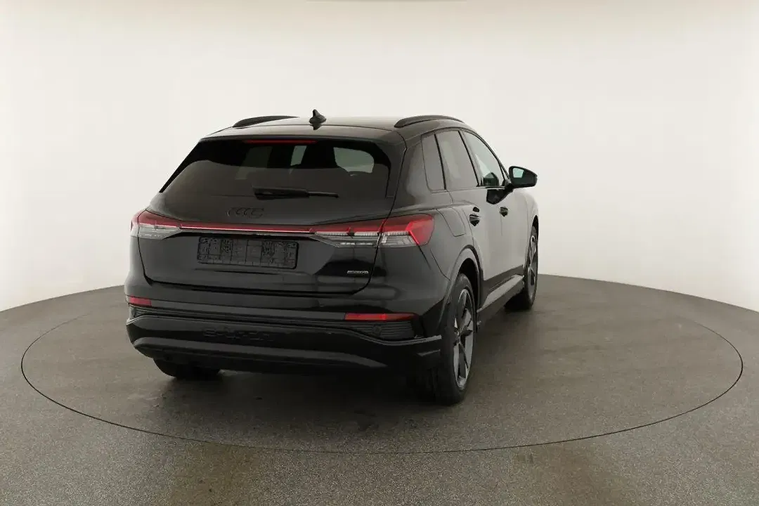 Audi Q4 e-tron - Thumbnail 18
