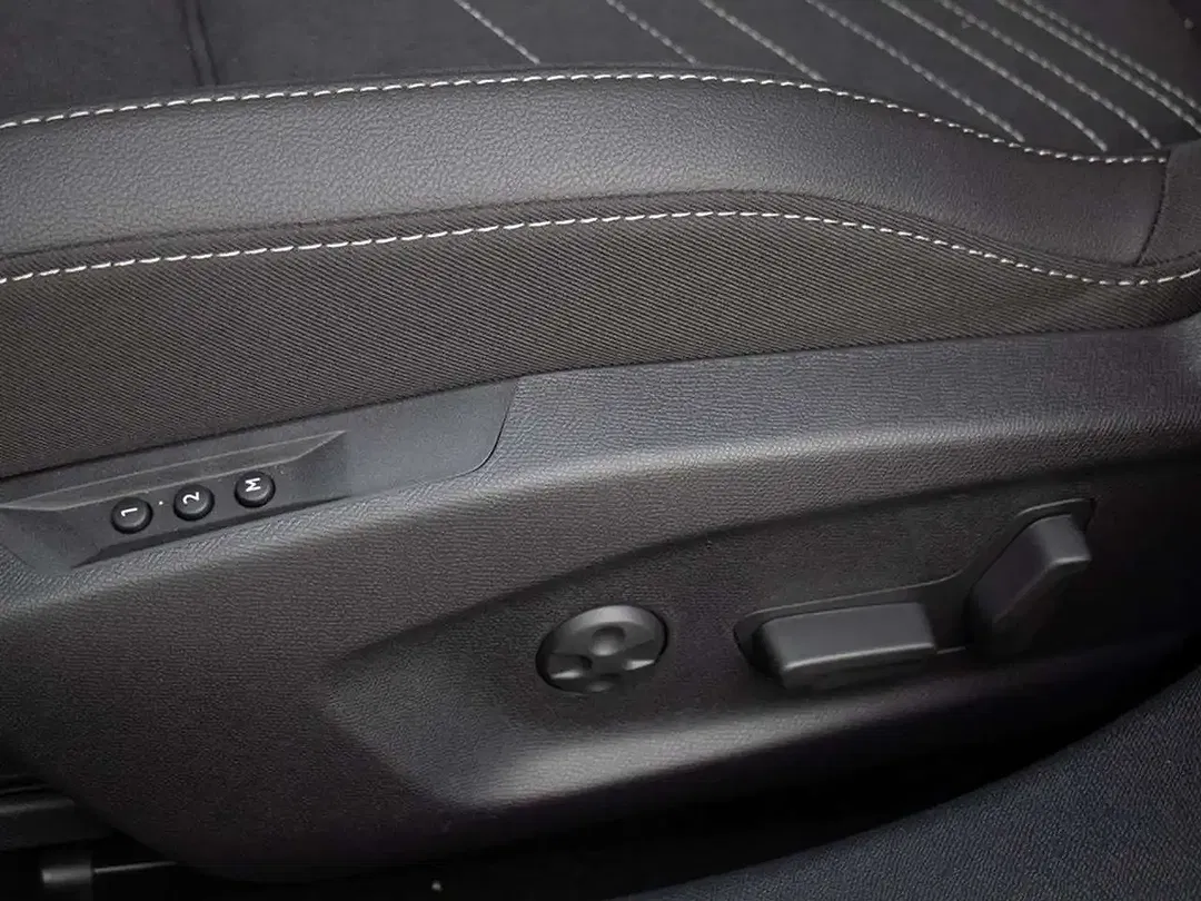 Opel Astra - Thumbnail 10