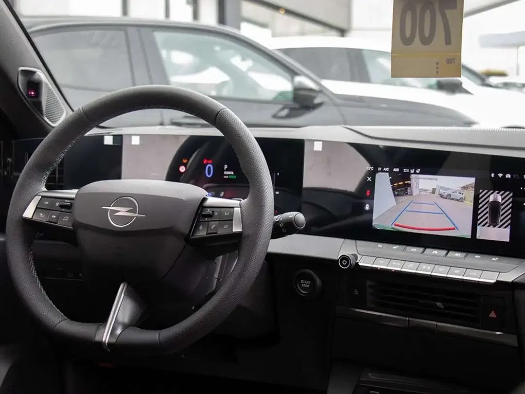 Opel Astra - Thumbnail 18