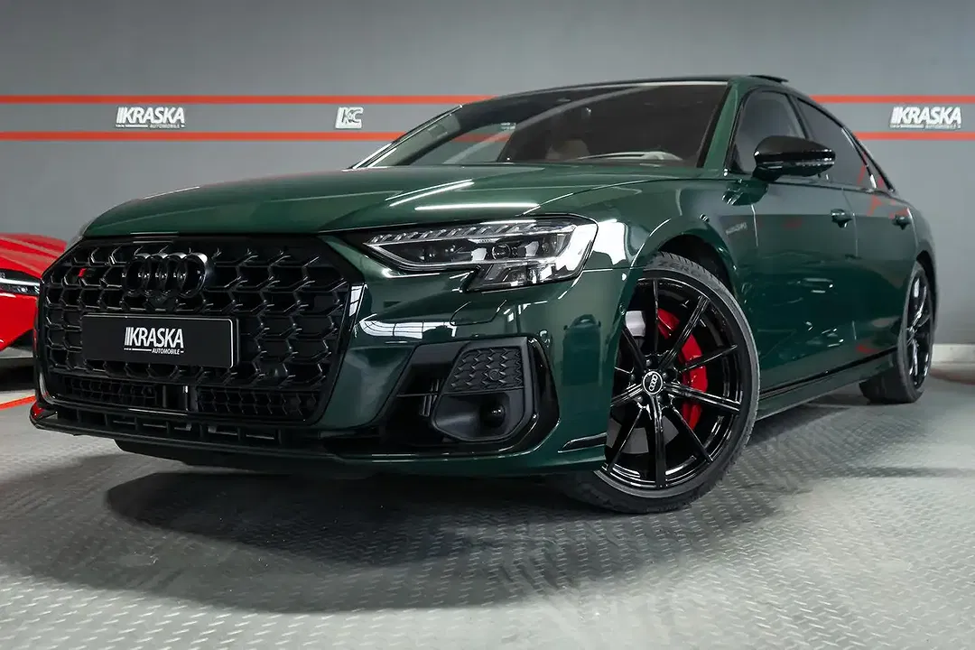 Audi S8 - Thumbnail 2