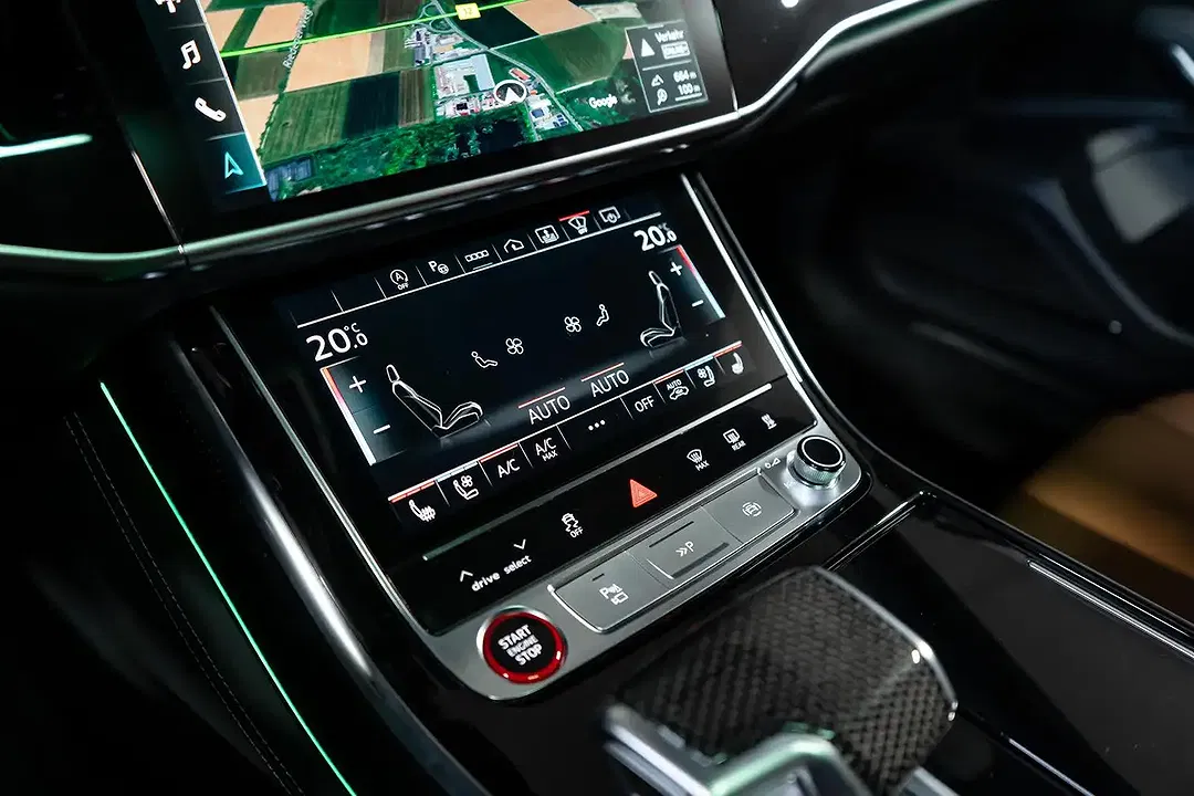 Audi S8 - Thumbnail 24