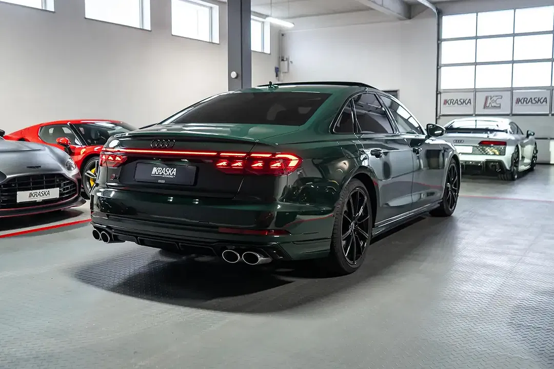 Audi S8 - Thumbnail 7