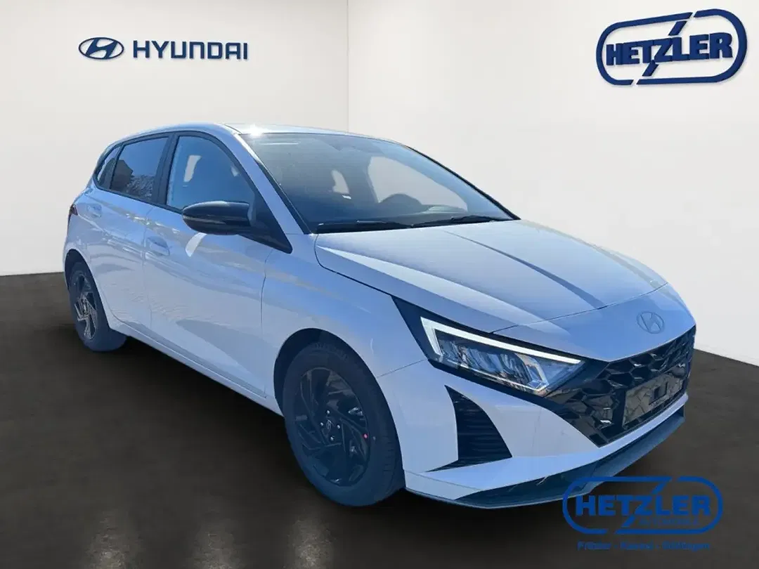 Hyundai i20 - Thumbnail 2