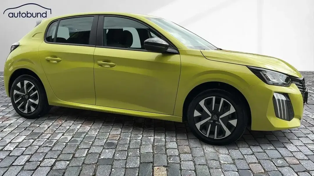 Peugeot 208 - Thumbnail 4