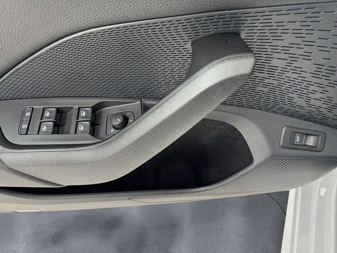 Skoda Octavia - Thumbnail 11