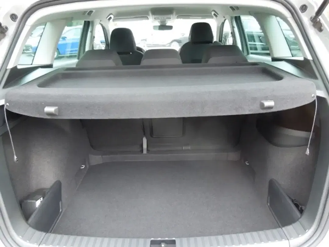 Skoda Karoq - Thumbnail 12