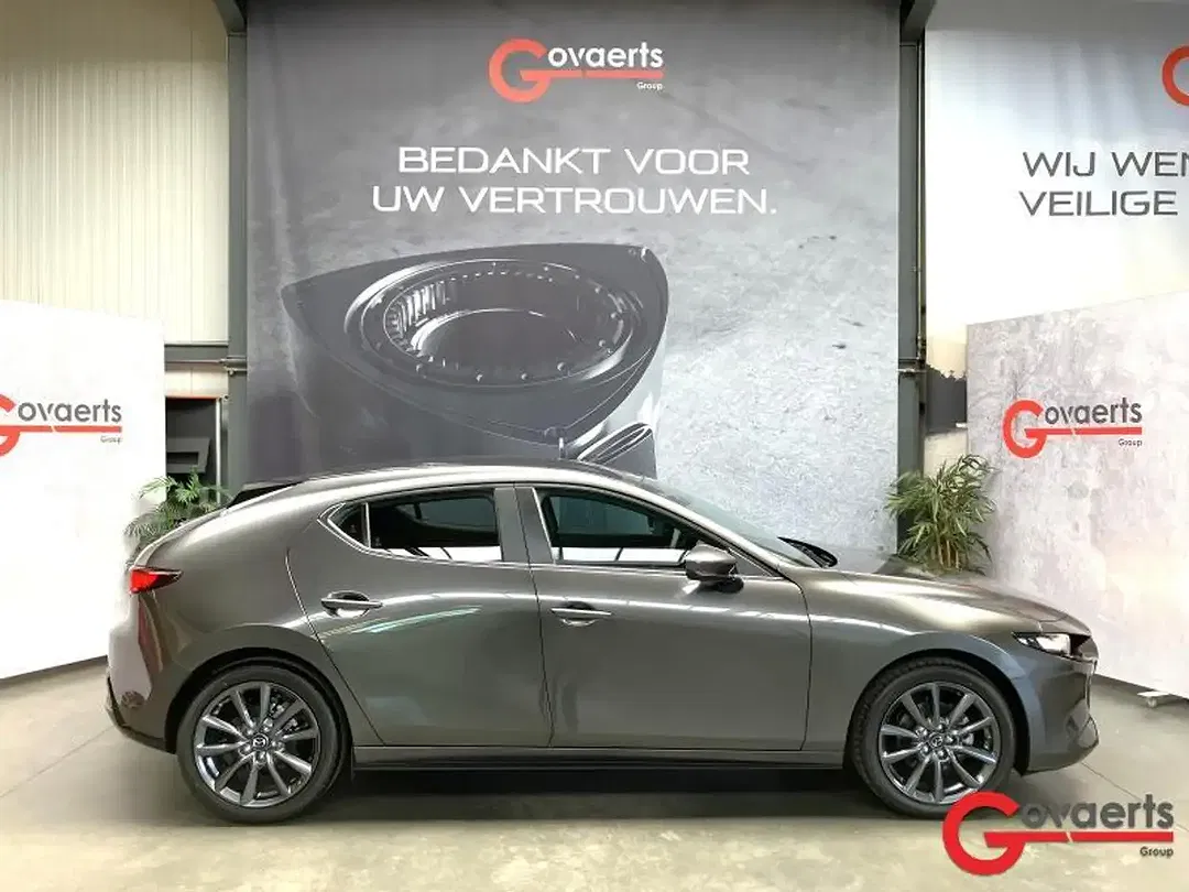 Mazda 3 - Thumbnail 6