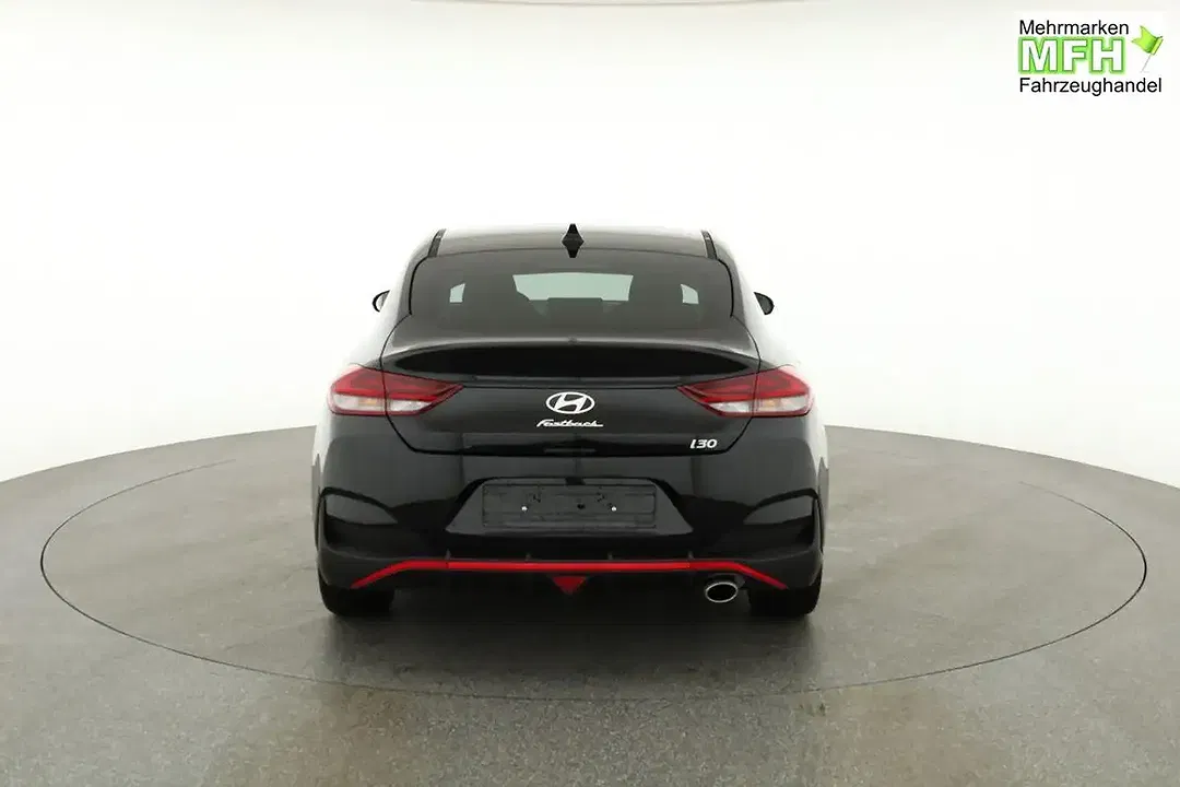 Hyundai i30 - Thumbnail 13