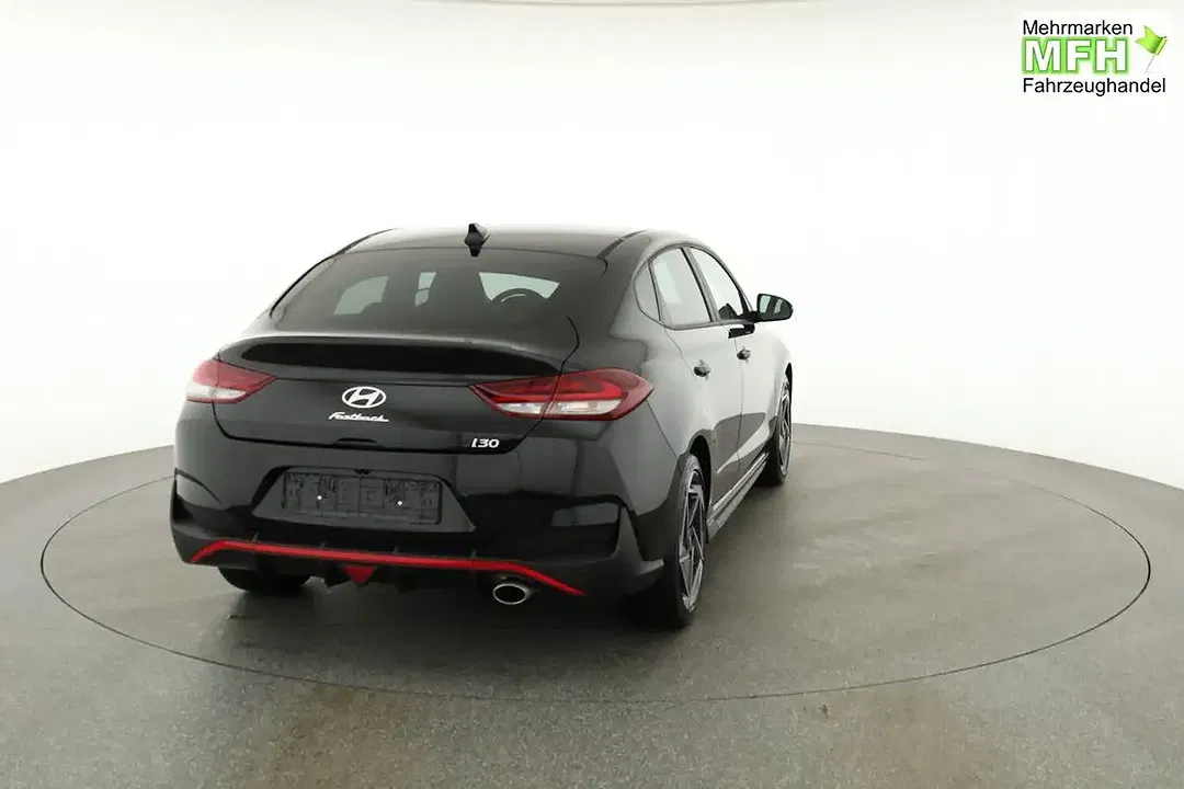 Hyundai i30 - Thumbnail 14