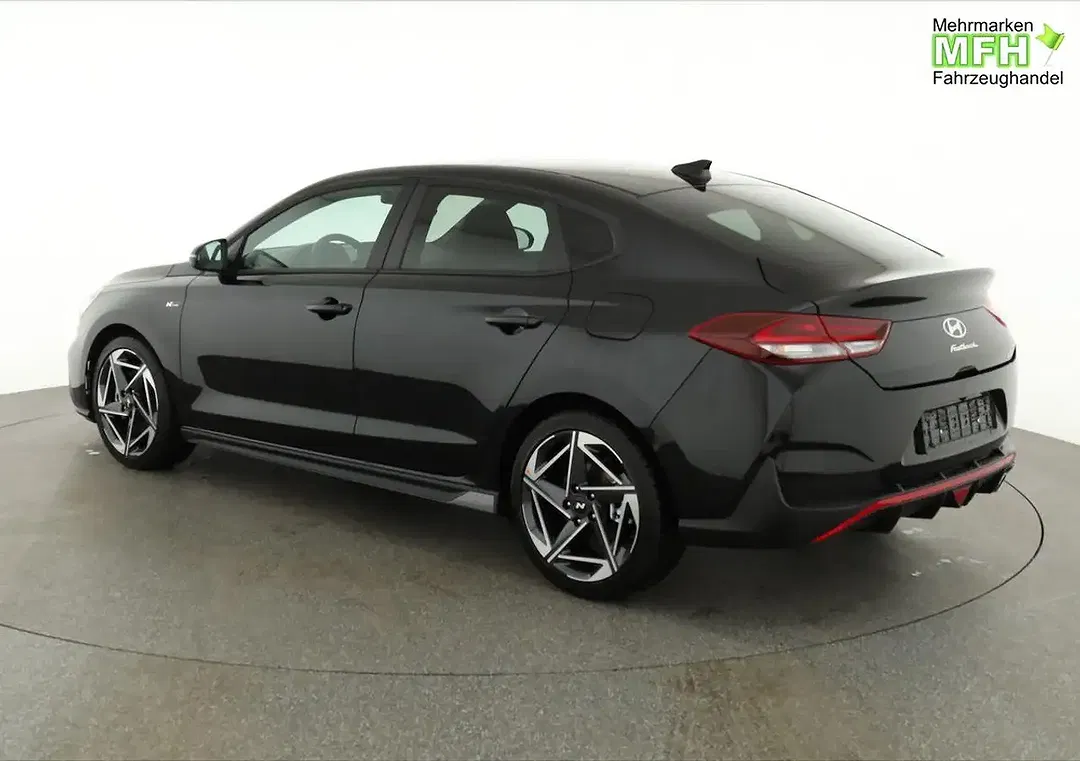 Hyundai i30 - Thumbnail 3