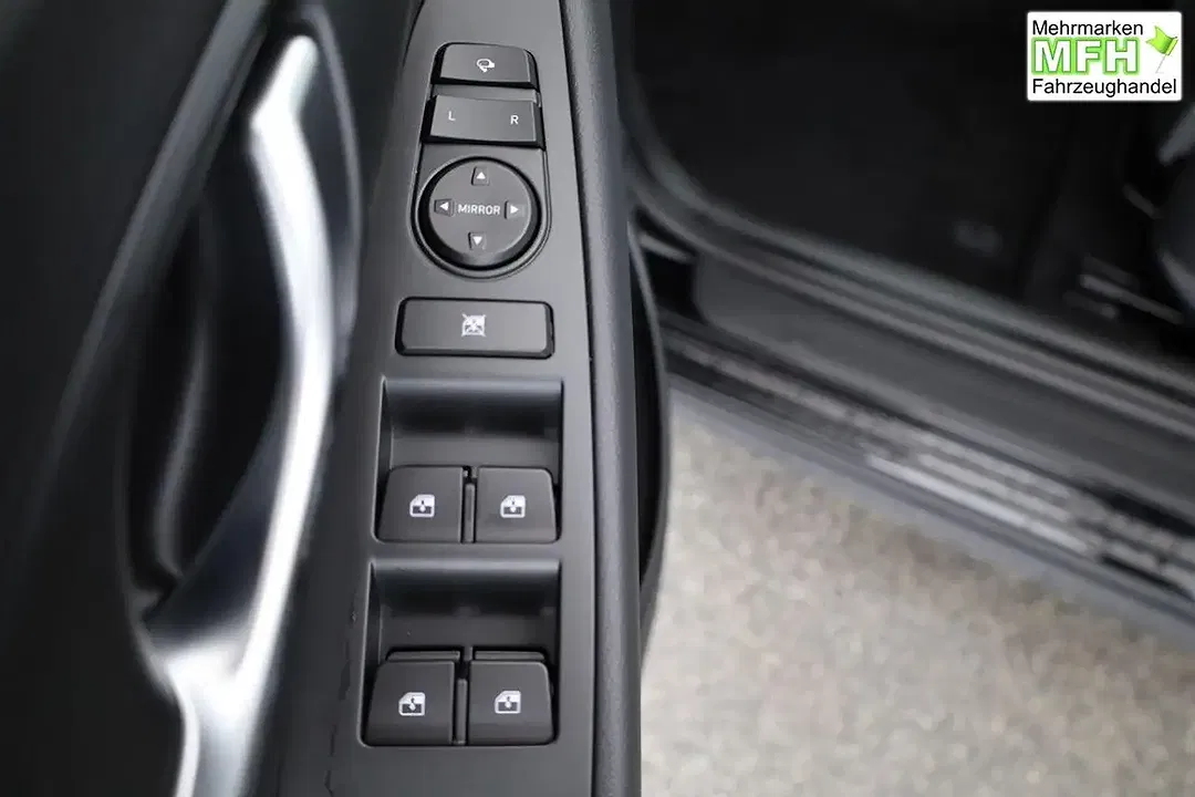 Hyundai i30 - Thumbnail 8