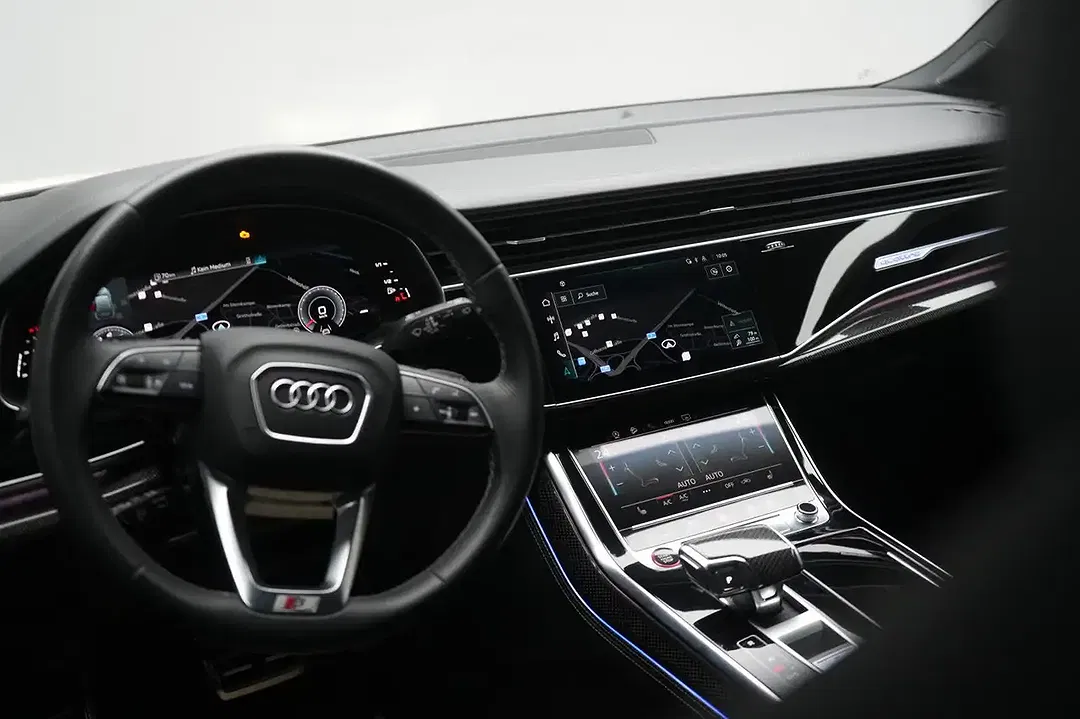 Audi SQ7 - Thumbnail 14